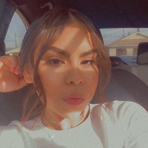 Meet your Posher, Alexus